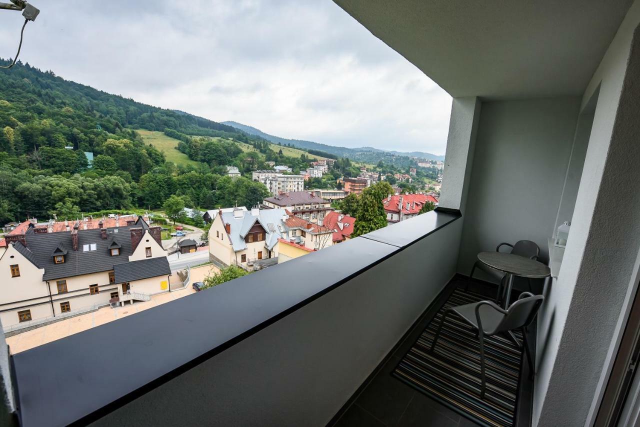 Appartement Przy Deptaku à Krynica-Zdrój Extérieur photo